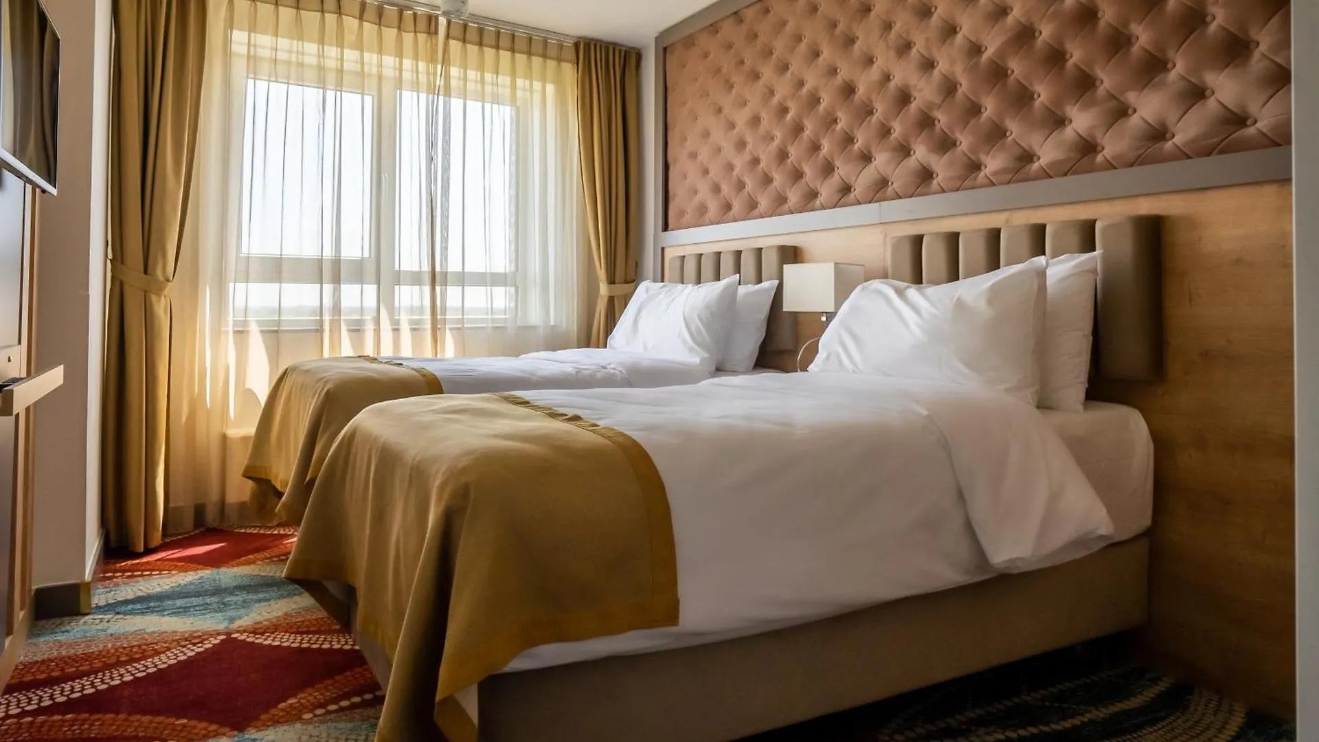 Art Hotel Rotterdam-Fully Renovated  Роттердам