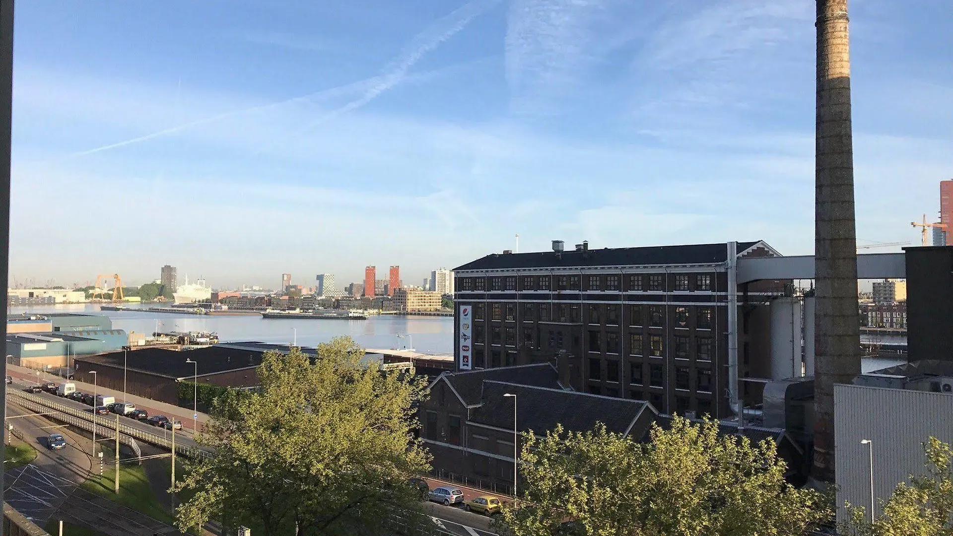Art Hotel Rotterdam-Fully Renovated 4*, Роттердам Нидерланды